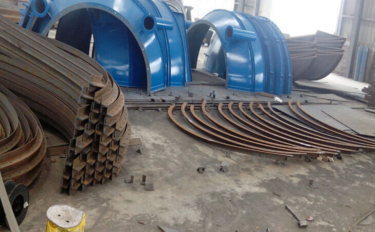 錦榮倉儲水泥灌焊接現場 錦榮倉儲水泥灌焊接現場