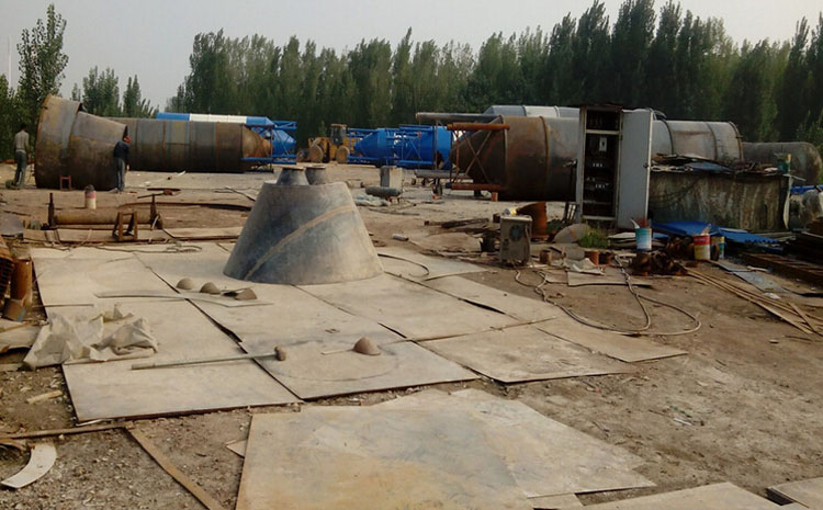 水泥灌焊接現場 水泥灌焊接現場